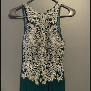 Prom/Special Occasion Dress. Size 00.